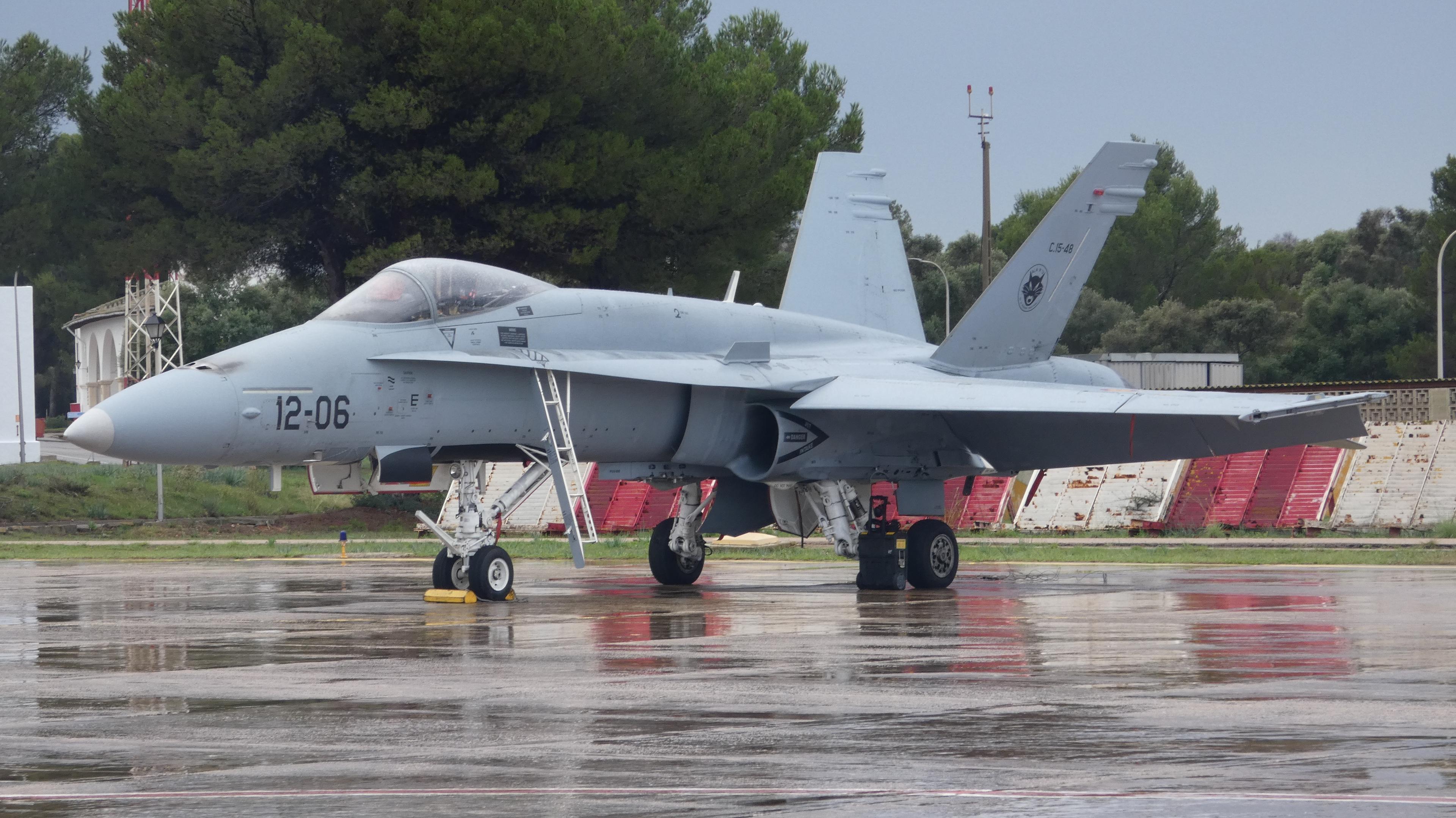 F18 Hornet en acción