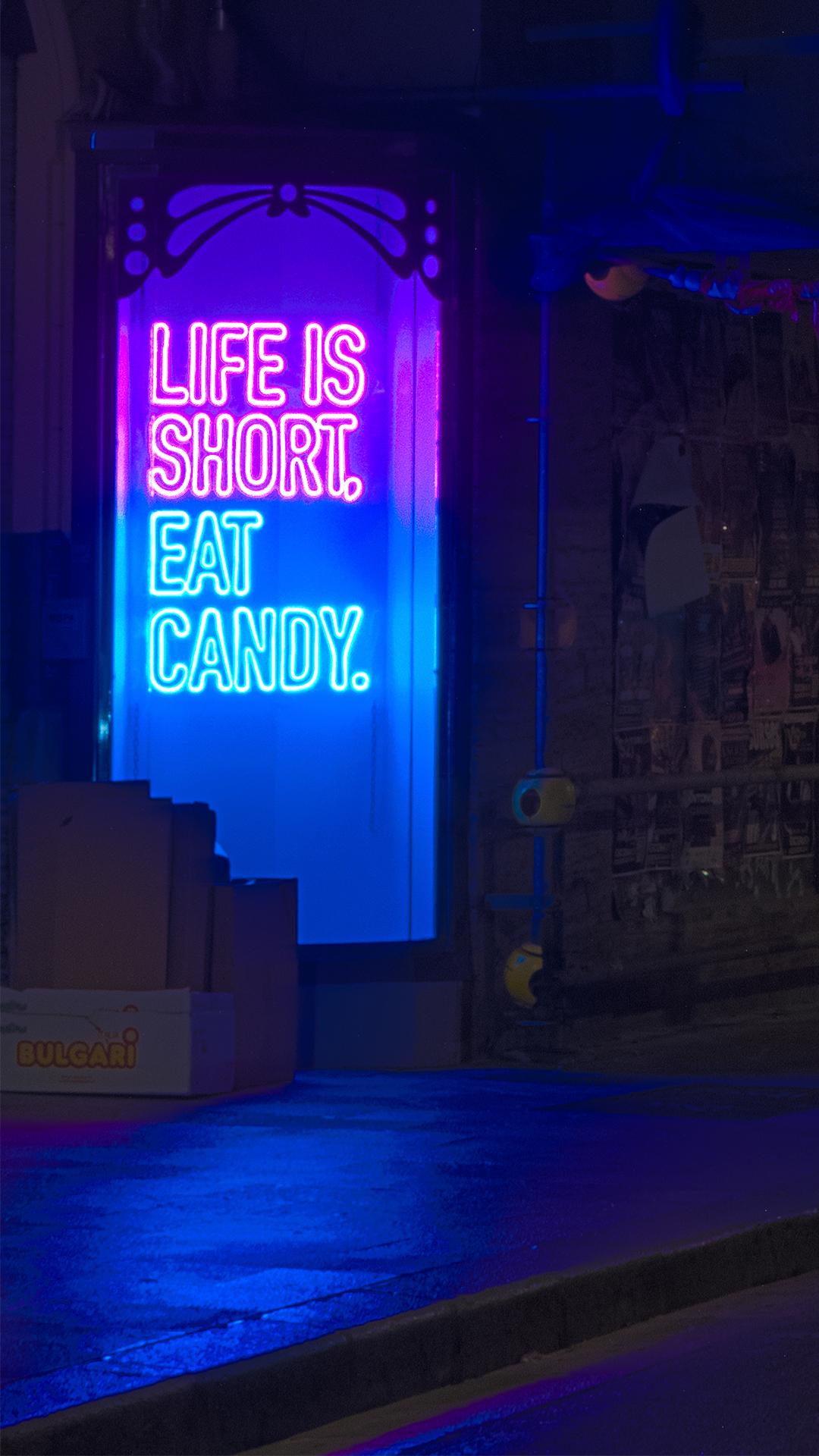 Life is short, eat candy 🍭📸