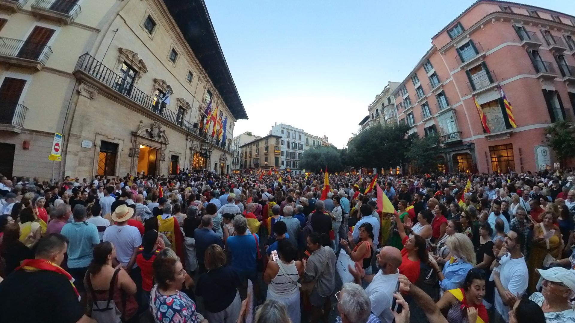 Palma se une para mostrar apoyo a Ceuta